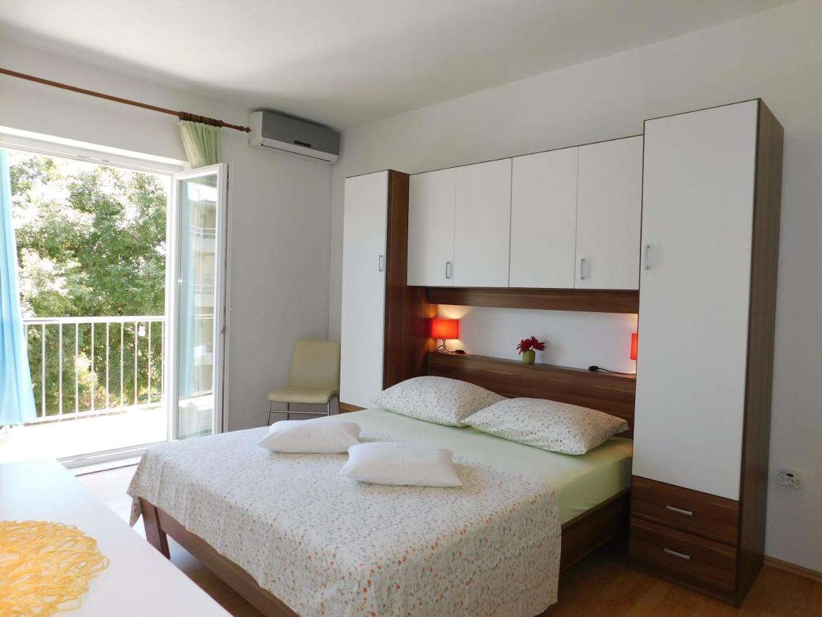 Apartment Dalmatia Ketty Макарска Екстериор снимка