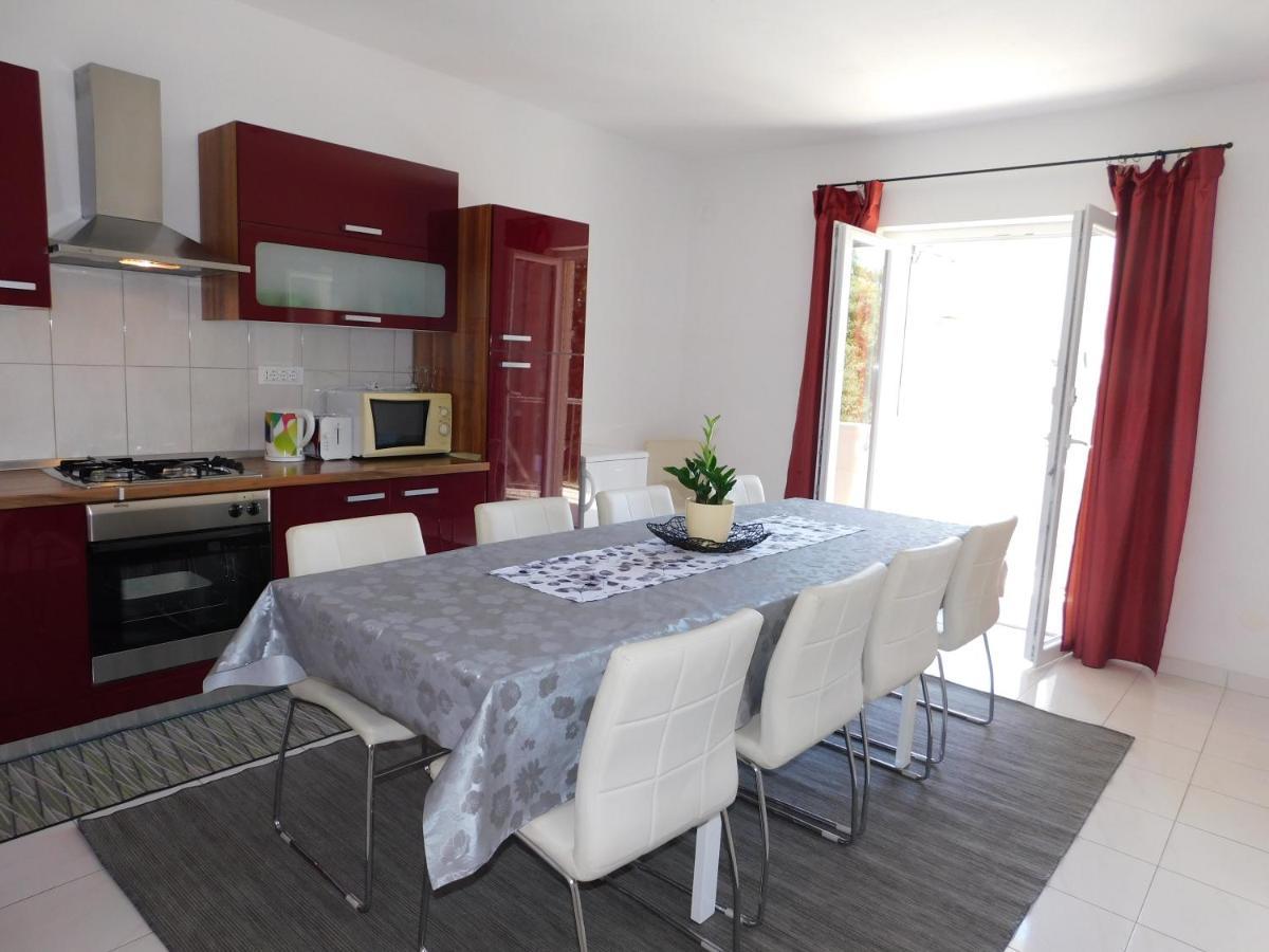 Apartment Dalmatia Ketty Макарска Екстериор снимка