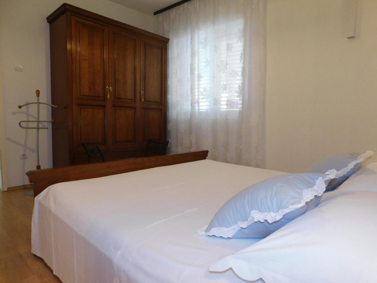 Apartment Dalmatia Ketty Макарска Екстериор снимка