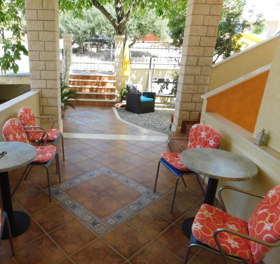 Apartment Dalmatia Ketty Макарска Екстериор снимка